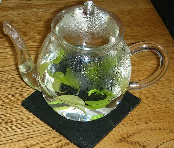 Mrs Burns Lemon Basil Tea c